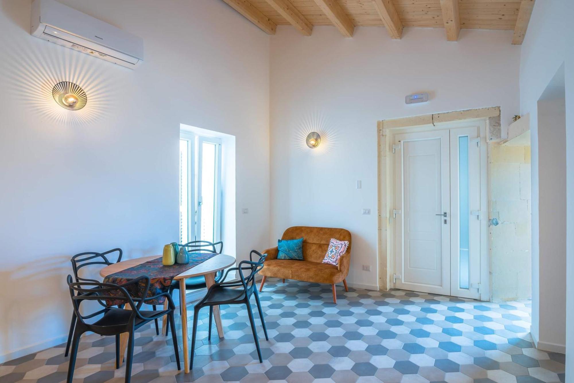 Dimora Di Levante- Ortigia Holidays シラクーサ エクステリア 写真